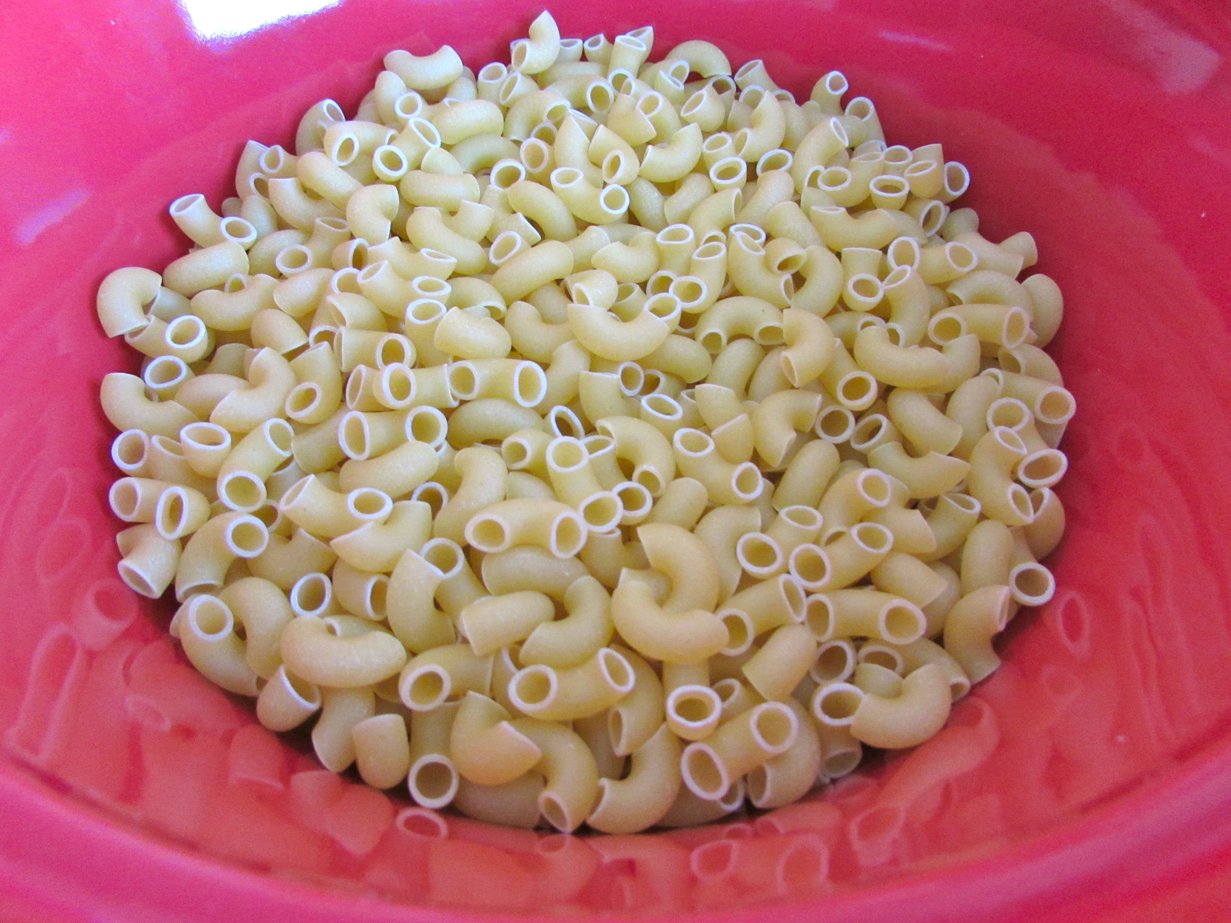 How much dry macaroni equals cooked macaroni?